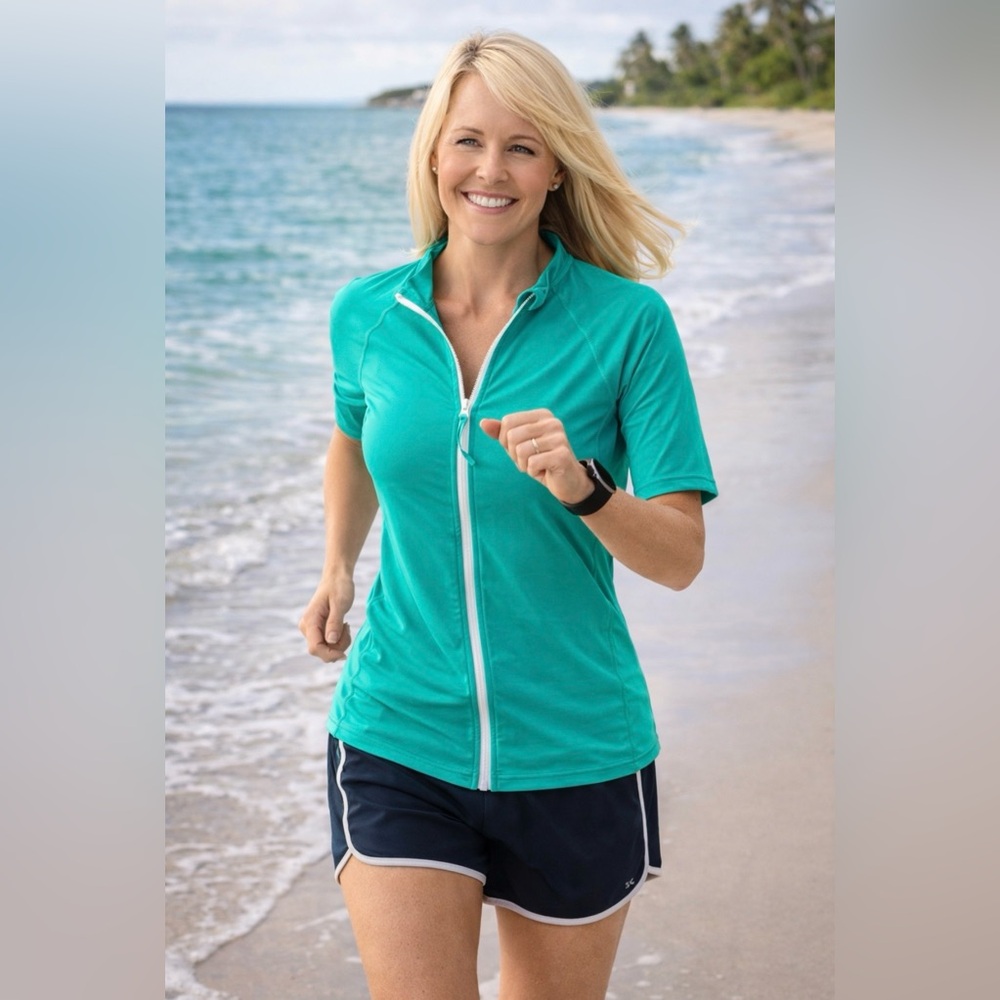 Lands End Women’s short sleeve swim shirt